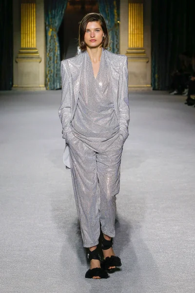 Look 6